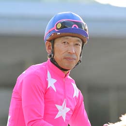 内田 利雄