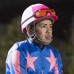 宮平 鷹志