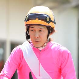 山口 達弥