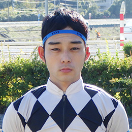 郷間 勇太