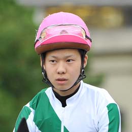 山中 悠希